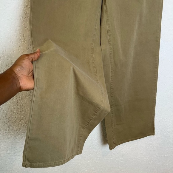 Good American Wide Leg Pants in Tan - Picture 5 of 12